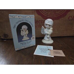 Vtg Precious Moments Figurine Members "Trust In The Lord To The Finish" 1984